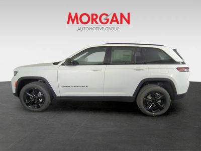 2025 Jeep Grand Cherokee — photo 7 view