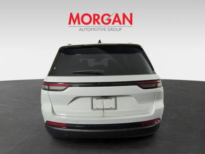 2025 Jeep Grand Cherokee — detail view