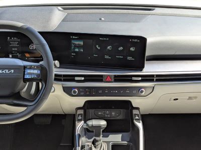2026 Kia Sorento — photo 13 view