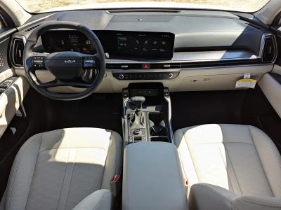 2026 Kia Sorento — photo 11 view