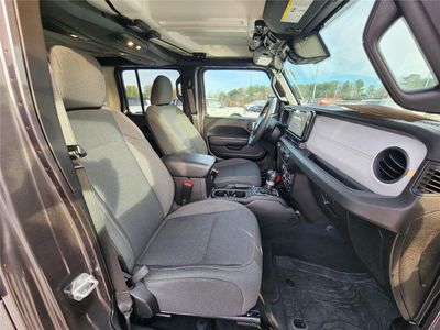 2026 Pre-Owned 2025 Jeep Wrangler 4xe - Photo 7