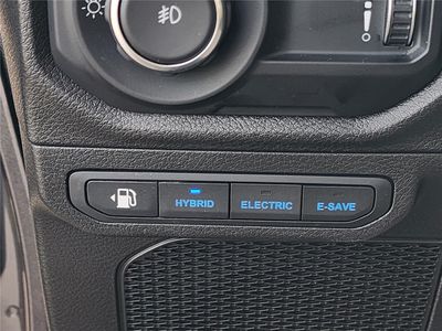 2026 Pre-Owned 2025 Jeep Wrangler 4xe - Photo 19