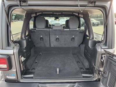2026 Pre-Owned 2025 Jeep Wrangler 4xe - Photo 4