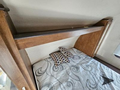 2018 Forest River RV Wildwood X-Lite — photo 9 view