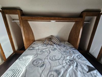 2018 Forest River RV Wildwood X-Lite — photo 8 view