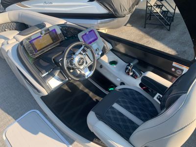 2026 Barletta Lusso L23UC - Photo 17