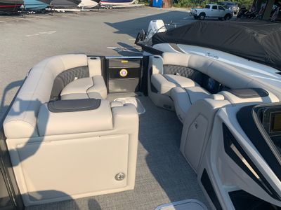 2026 Barletta Lusso L23UC - Photo 18