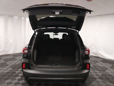 2025 Ford Escape — photo 11 view