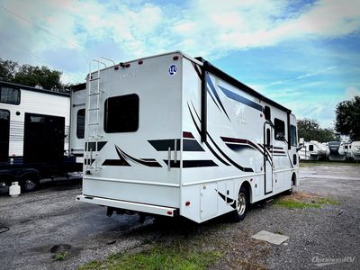 2024 Holiday Rambler Admiral - Photo 2