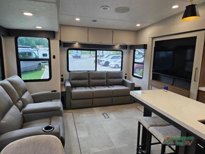 2027 Coachmen RV Chaparral — photo 39 view