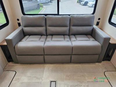 2027 Coachmen RV Chaparral — photo 44 view