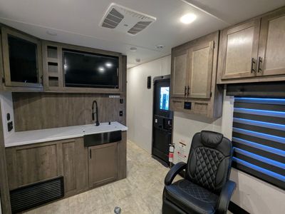2022 Forest River Vengeance Rogue - Photo 14
