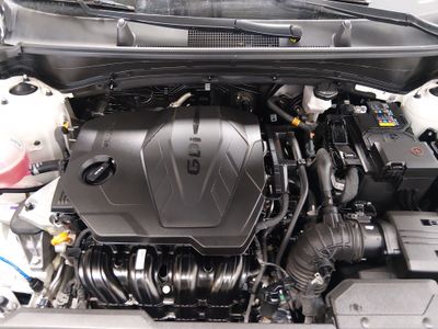2024 Kia Sportage — photo 9 view