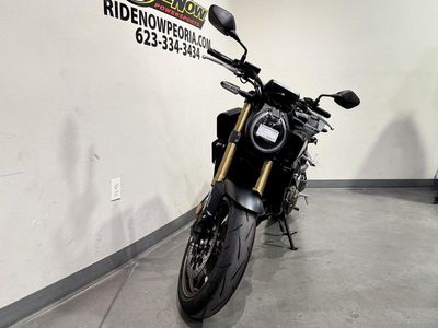 2026 Honda CB650R E-Clutch - Photo 3