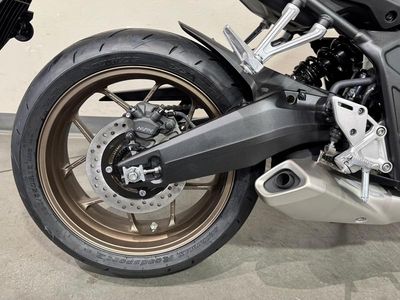 2026 Honda CB650R E-Clutch - Photo 15