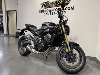 2026 Honda CB650R E-Clutch - Photo 2