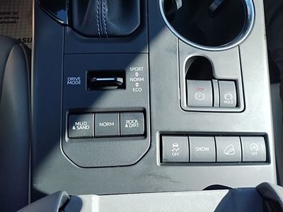 2022 Toyota Highlander - Photo 29