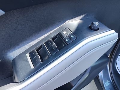 2022 Toyota Highlander - Photo 19