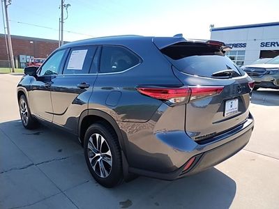 2022 Toyota Highlander - Photo 10