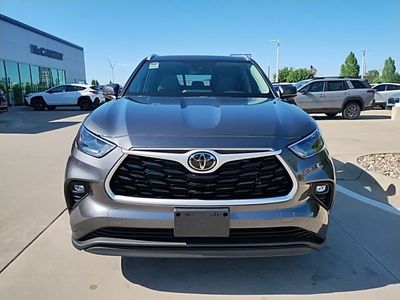 2022 Toyota Highlander - Photo 3