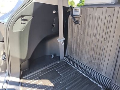 2022 Toyota Highlander - Photo 43