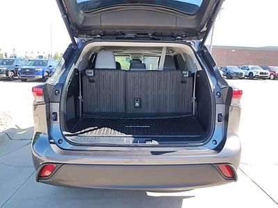 2022 Toyota Highlander - Photo 41