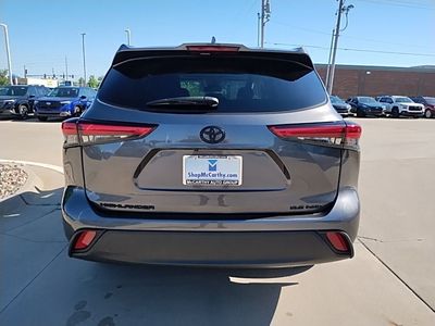2022 Toyota Highlander - Photo 9