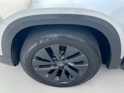 2022 Volkswagen Taos — photo 33 view