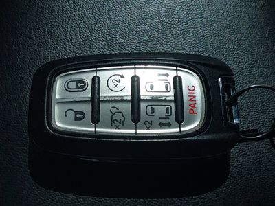 2023 Chrysler Pacifica - Photo 15