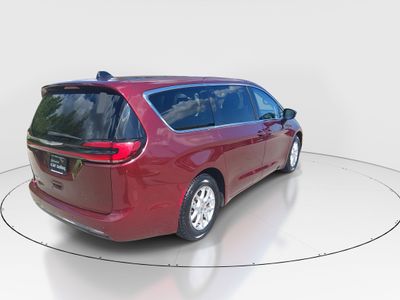 2023 Chrysler Pacifica - Photo 7
