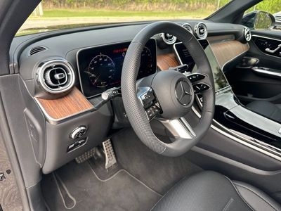 2025 Mercedes-Benz GLC - Photo 18