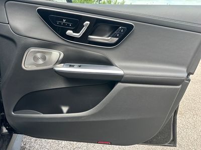 2025 Mercedes-Benz GLC - Photo 34
