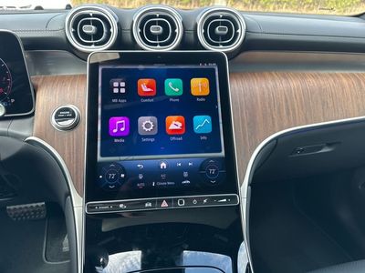 2025 Mercedes-Benz GLC - Photo 6