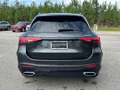 2025 Mercedes-Benz GLC - Photo 11