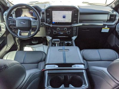 2025 Ford F-150 — photo 12 view