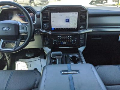 2025 Ford F-150 — photo 14 view
