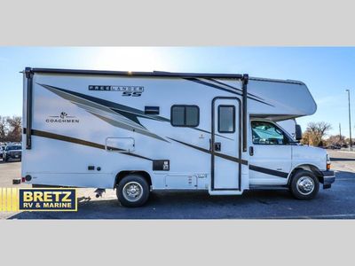 2026 Coachmen RV Freelander - Photo 7