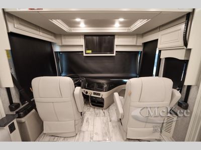 2025 Fleetwood RV Discovery LXE - Photo 33
