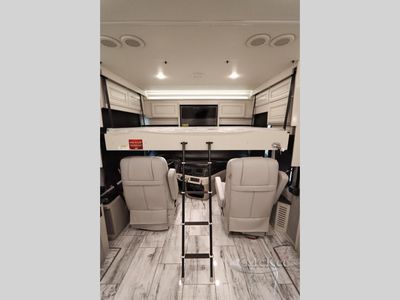 2025 Fleetwood RV Discovery LXE - Photo 34