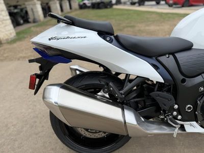 2026 Suzuki Hayabusa — photo 10 view