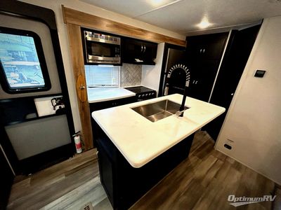 2023 Coachmen Freedom Express Liberty Edition - Photo 11