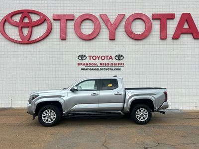 2025 Toyota Tacoma - Photo 4