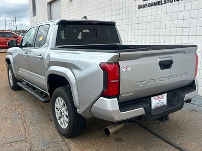 2025 Toyota Tacoma - Photo 5