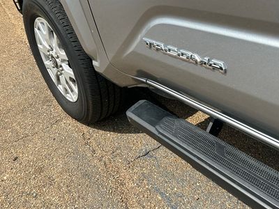 2025 Toyota Tacoma - Photo 35