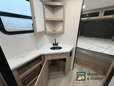 2026 Grand Design Imagine XLS - Photo 24