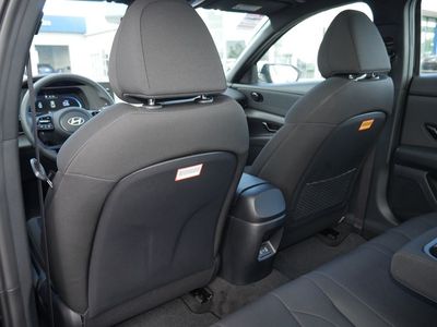 2026 Hyundai Elantra — photo 28 view