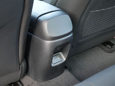 2026 Hyundai Elantra — photo 29 view
