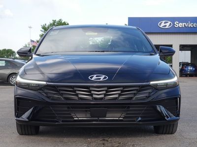 2026 Hyundai Elantra — detail view