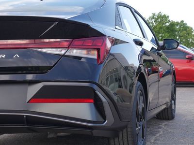 2026 Hyundai Elantra — photo 20 view
