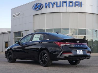 2026 Hyundai Elantra — photo 14 view